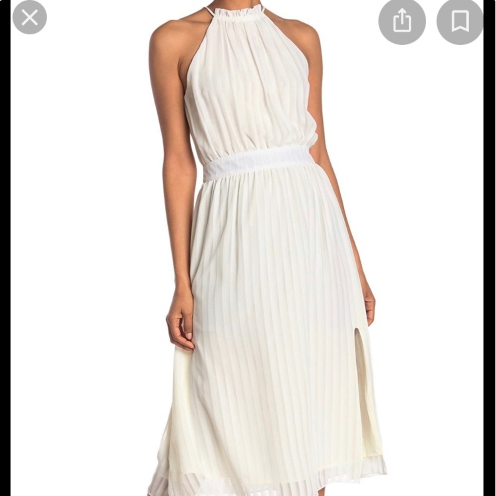 Beautiful pleated cream/white chiffon style, NEW, ONE ONE SIX Brand